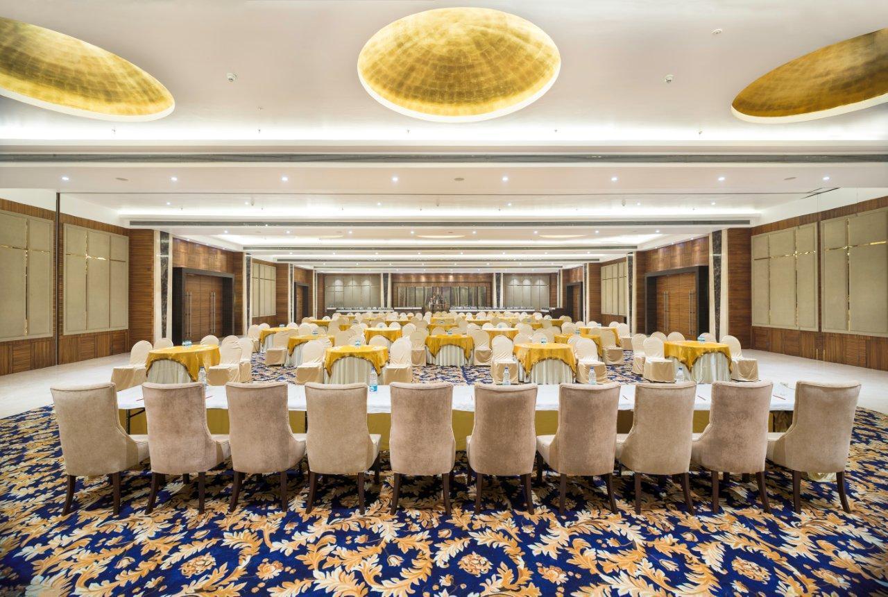Nirvana Luxury Hotel L Ludhiana Exterior foto