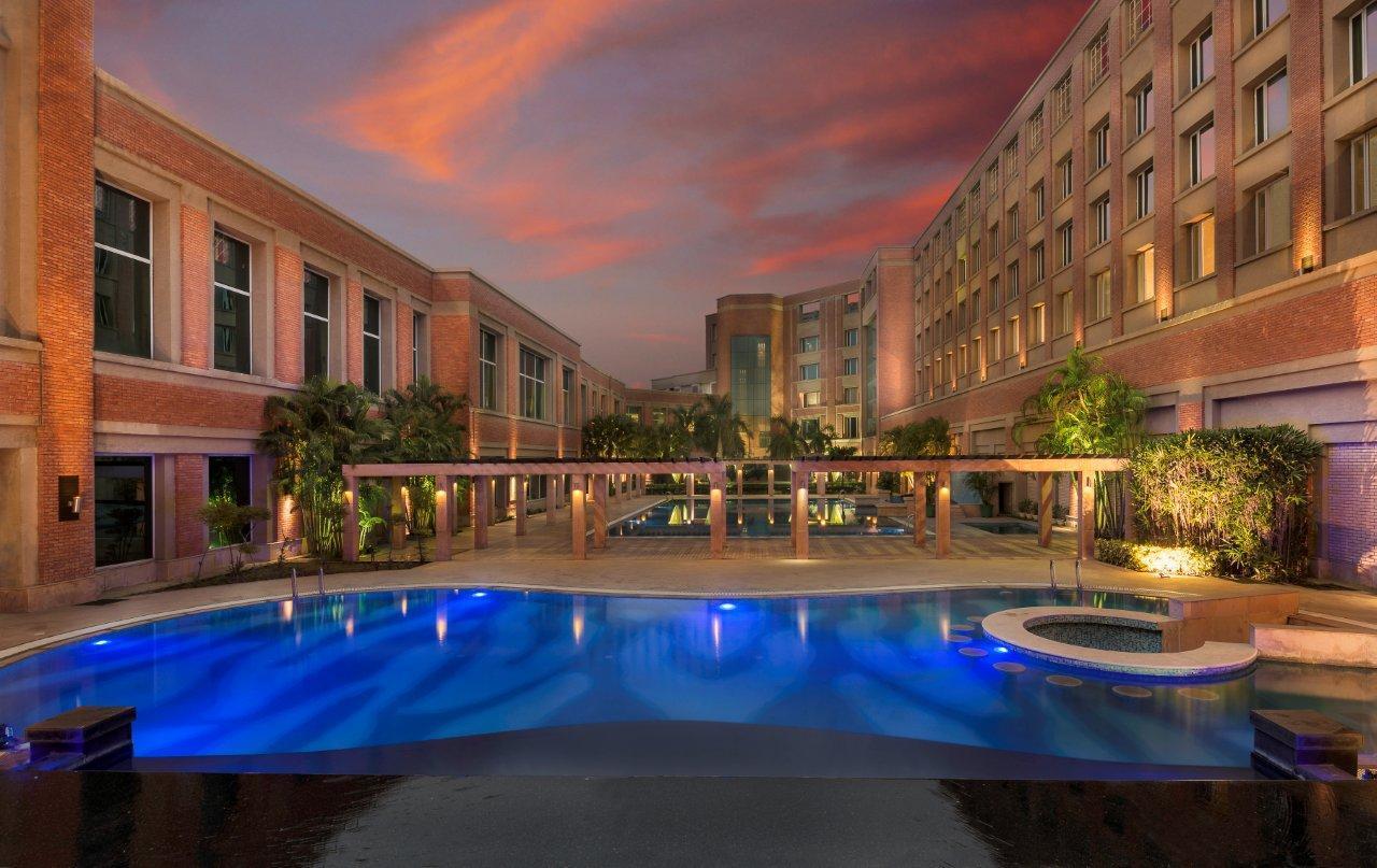 Nirvana Luxury Hotel L Ludhiana Exterior foto